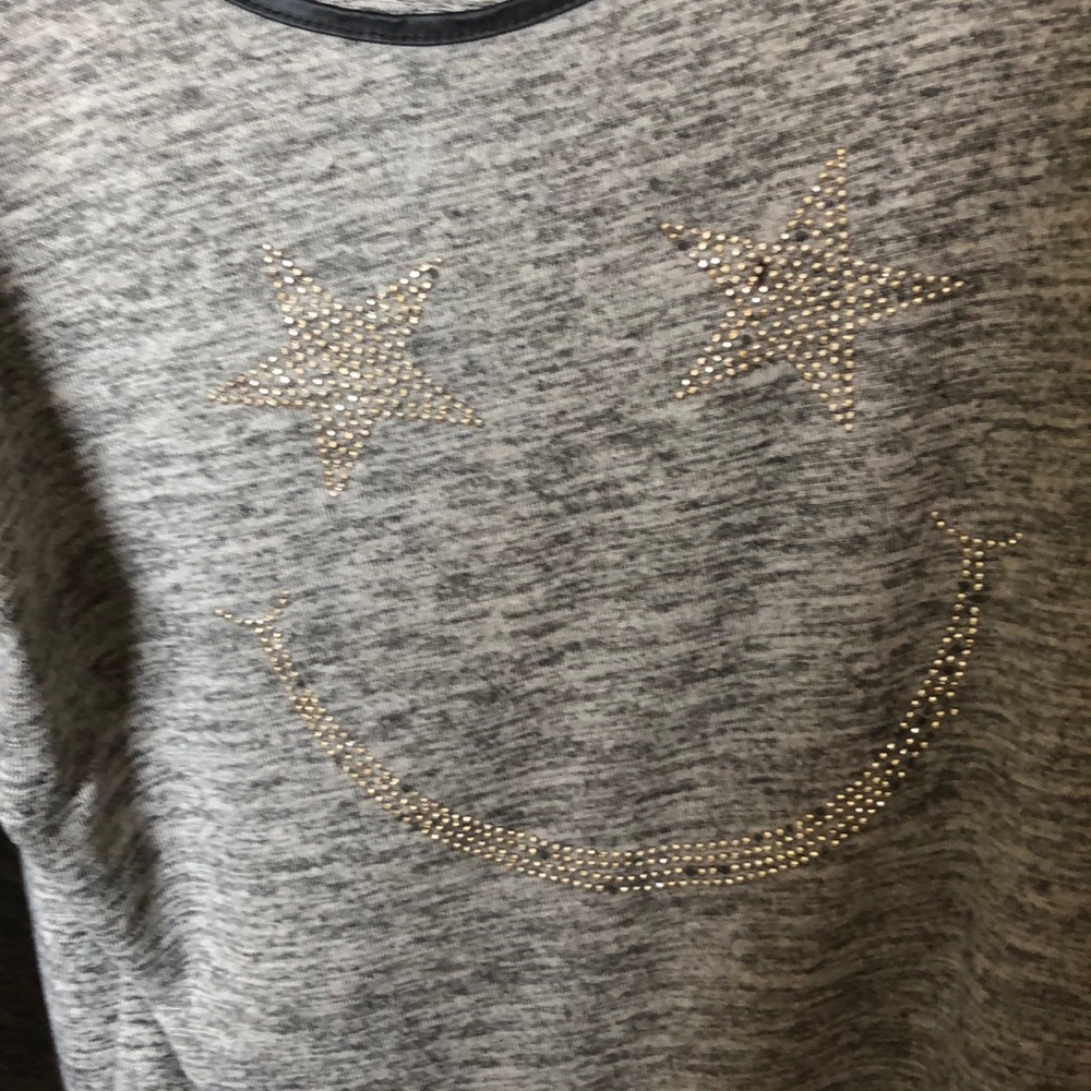 Sweatshirt - Picture 2 of 4